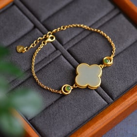 An Exquisite Sterling Silver-Gold Plated Inlaid White Jade Bracelet