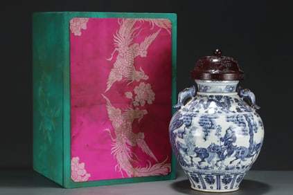 A Huge Blue and White Character and Story Pattern Double-Ears Cover Jar