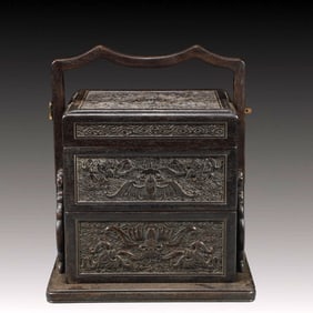 An Exquisite Zitanwood Bats and Peach Pattern Box