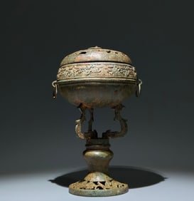 An Archaic Bronze Auspicious Beast Pattern Tripod Censer,With Inscription