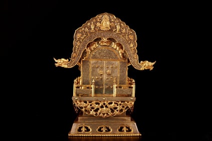 A Rare Gilt Bronze Figure Lotus Pattern Ornament