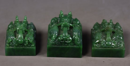 A Set of Fine Jasper Dragon Pattern Seals