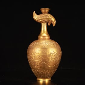A Rare Gilt Bronze Figure Pattern Vase