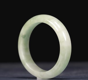 A Precious Natural Jadeite Bracelets