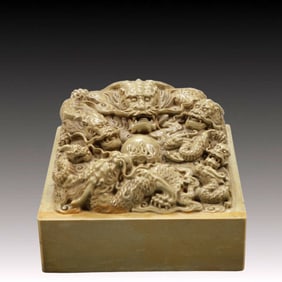 An Exquisite Shoushan Stone Dragon Pattern Seal