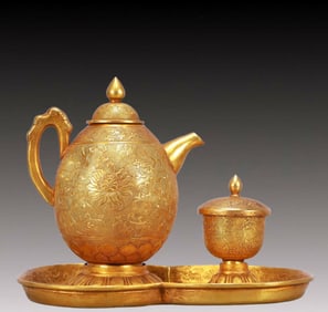 A Set of Rare Gilt Bronze Lotus Pattern Ewers