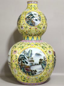 A Huge Yellow Ground Famille-Rose Painted Gold Lotus,Landscape and Figure Pattern Gourd-Shaped Vase