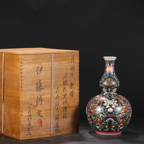 A Rare Enamel Black Ground Painted Gold Lotus Pattern Gourd-Shaped Vase