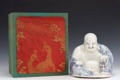 An Exquisite Blue and White Lotus Pattern Statue of Maitreya Buddha