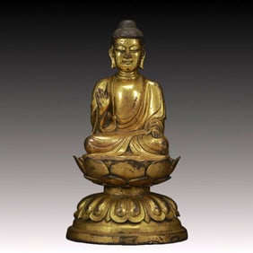 A Solemn Gilt Bronze Statue of Avalokitesvara