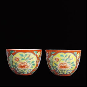 A Pair of Exquisite Enamel Coral Red Glazed Flower Pattern Cups