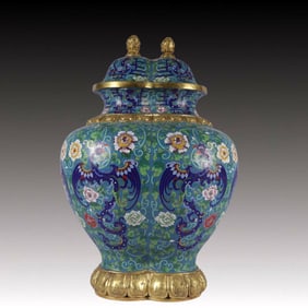 A Huge Cloisonne Flower and Phoenix Pattern  Bottle