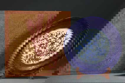 An Exquisite Blue and White Pine,Bamboo and Plum Blossom Pattern Plate