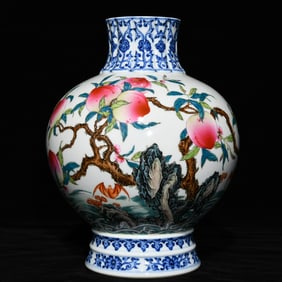An Exquisite Blue and White Famille-Rose Bats and Peach Pattern Vase