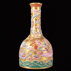 An Exquisite Enamel Gold Ground Dragon and Phoenix Pattern Vase