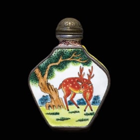 An Exquisite Painted Enamel on Copper Pine and Deer Pattern Snuff Bottle