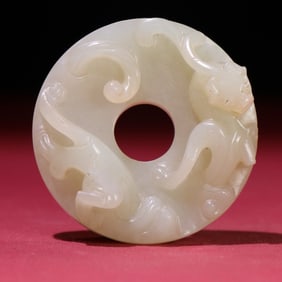 An Exquisite White Jade Chi-Dragon Pattern Pendant