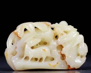 An Exquisite White Jade Sika Deer Pattern Ornament