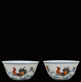 A Pair of Exquisite Famille-Rose Rooster Pattern Cups