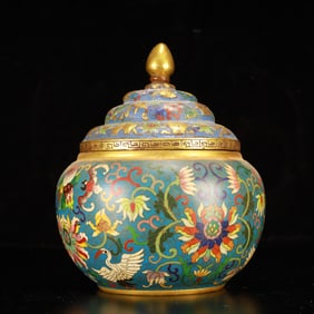 An Exquisite Cloisonne Lotus Crane Pattern Jar with Cover