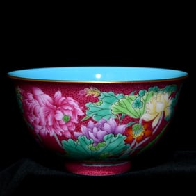 An Exquisite Ruby Red-Glazed Enamel Flower Pattern Bowl