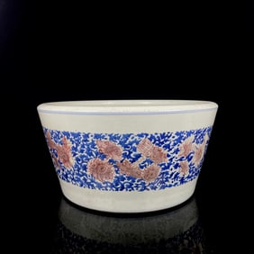 An Exquisite Blue and White Underglaze-Red Flower Pattern Vat