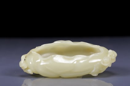 An Exquisite White Jade Flower and Bird Pattern Brush Washer