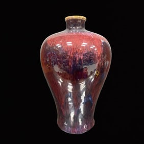 An Exquisite Flambe Glazed Vase