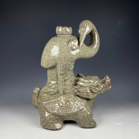 An Exquisite Ge yao Turtle and Elephant Ornament