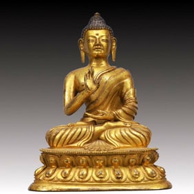 A Solemn Gilt Bronze Statue of Sakyamuni