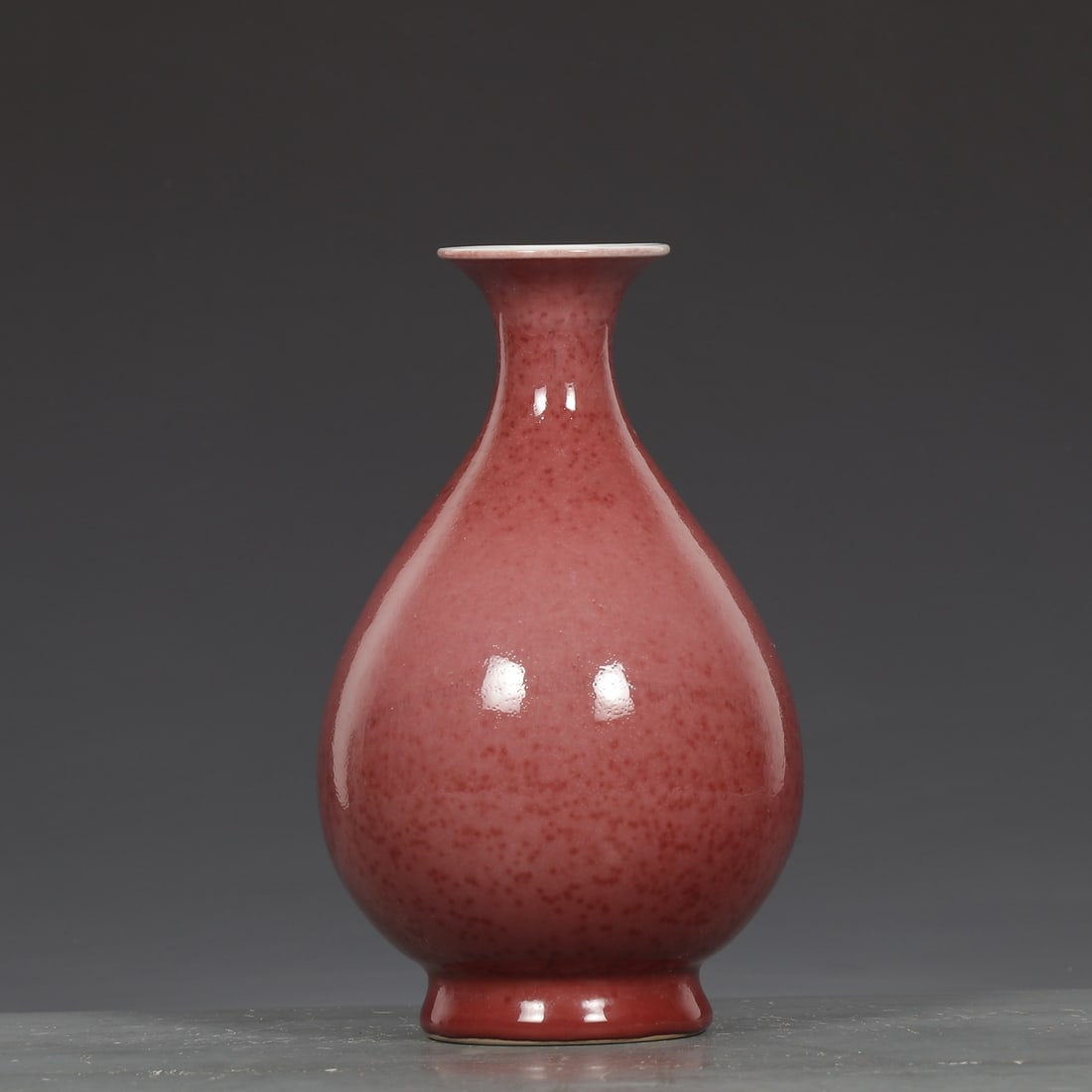An Exquisite PeachBloom-Glazed Vase (1 of 8)