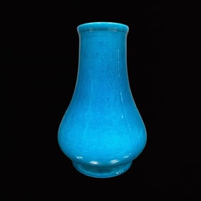 An Exquisite Ge yao Blue Glazed Vase