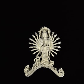 A Solemn Blance-De-Chine Statue of Thousand-Hand Avalokitesvara