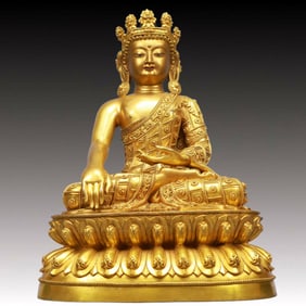 A Solemn Gilt Bronze Statue of Sakyamuni