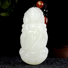 An Exquisite White Jade Statue of Avalokitesvara Pendant