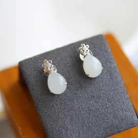A Pair of Exquisite Sterling Silver Inlaid White Jade Earrings