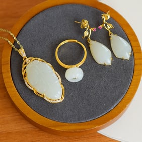 A Set of Fine Sterling Silver-Gold Plated Inlaid White Jade Jewelrys