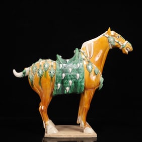 An Rare Tang Tri-Color Glazed Pottery Horse Ornament