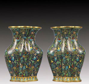 A Pair of Exquisite Cloisonne Gourd Pattern Vases
