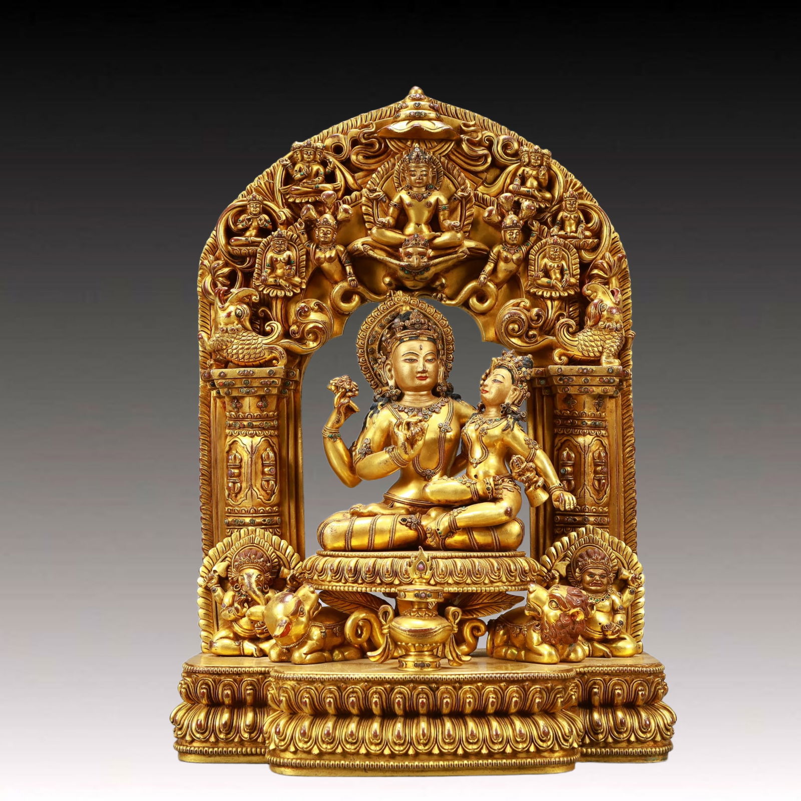 A Solemn Gilt Bronze Statue of Bodhisattva,Inlaid Gems,With Inscription: A Solemn Gilt Bronze Statue of Bodhisattva,Inlaid Gems,With Inscription,Ming Dynasty, China,Xuande Six-character Mark,Size:11.8inx6.9inx16.5in,Weight:15050g 铜鎏金菩萨
