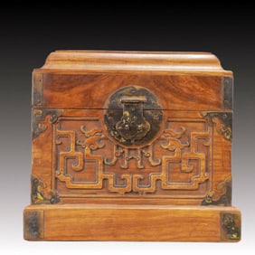 An Exquisite Boxwood Dragon Pattern Box