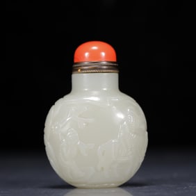 An Exquisite Greenish Jade Figure Pattern Snuff Bottle