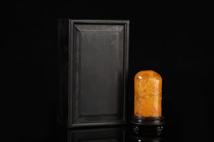 An Exquisite Tianhuang Stone Landscape Pattern Seal