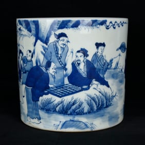 An Exquisite Blue and White Character and Story Pattern Brush Pot