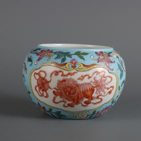 An Exquisite Turquoise Ground Iron-Red Glazed Famille-Rose Lotus and Lion Pattern Water Pot