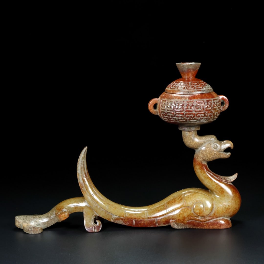 An Exquisite White Jade Phoenix-Shaped Double-Ears Censer: An Exquisite White Jade Phoenix-Shaped Double-Ears Censer，Qing Dynasty, China，Size：9.1inx3.1inx6.7in，Total Weight：583g 白玉凤形双೑