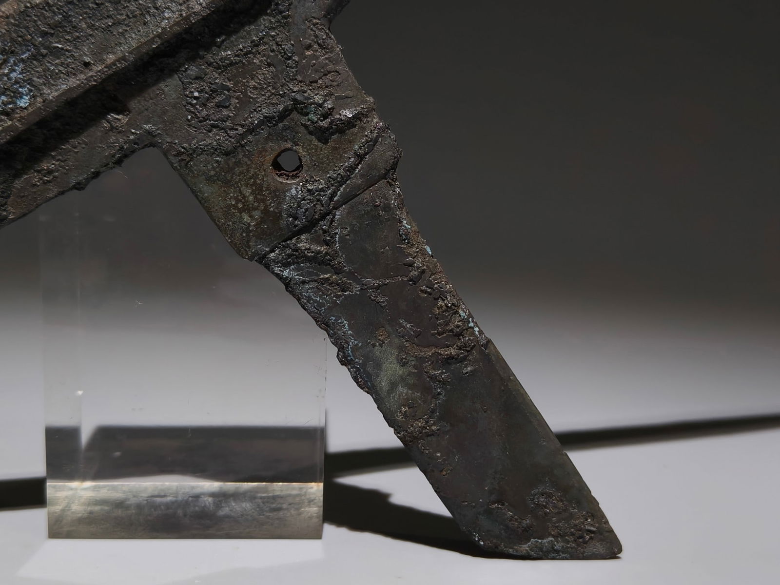 An Archaic Bronze Weapon - 7