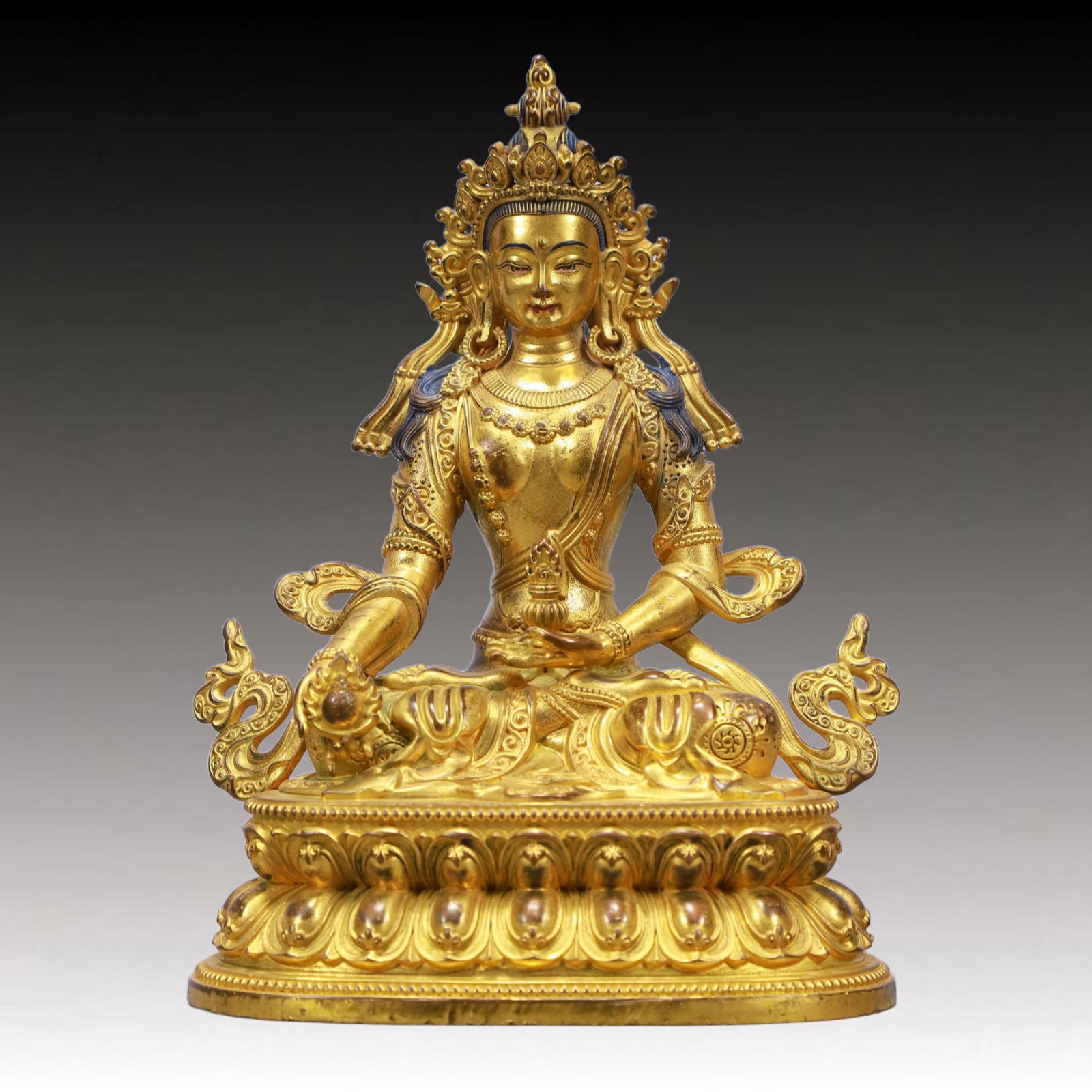 A Solemn Gilt Bronze Statue of Amitayus: A Solemn Gilt Bronze Statue of Amitayus,Ming Dynasty, China,Size:5.9inx4.3inx8.1in Weight:1650g 铜鎏金无量寿佛像,中国明代
