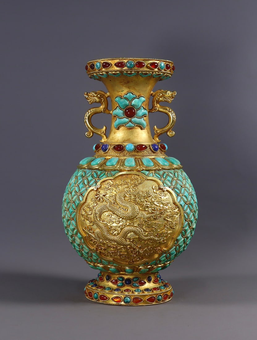 An Exquisite Gilt Bronze Auspicious Cloud and Dragon Pattern Dragon-Ears Vase,Inlaid Turquoise: An Exquisite Gilt Bronze Auspicious Cloud and Dragon Pattern Dragon-Ears Vase,Inlaid Turquoise,Qing Dynasty, China,Qianlong Four-character Mark,Size:9.4inx4.5in,Weight:1622g 