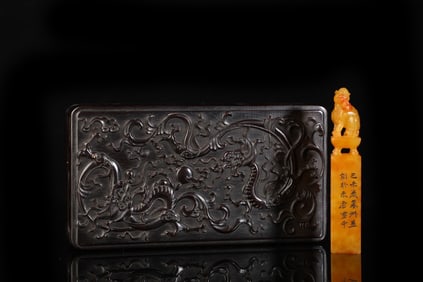 An Exquisite Tianhuang Stone Auspicious Beast Pattern Seal